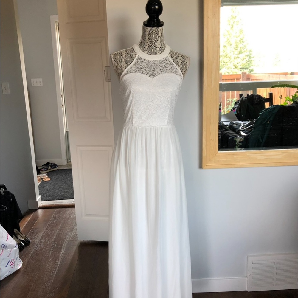 White Maxi Dress With Lace Detail an Chiffon Layering. Medium
